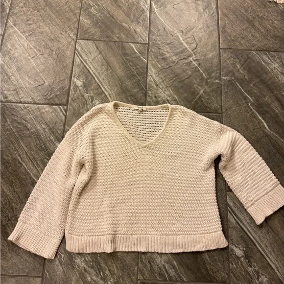 Cozy Cream Knit Sweater - Picture 4 of 4